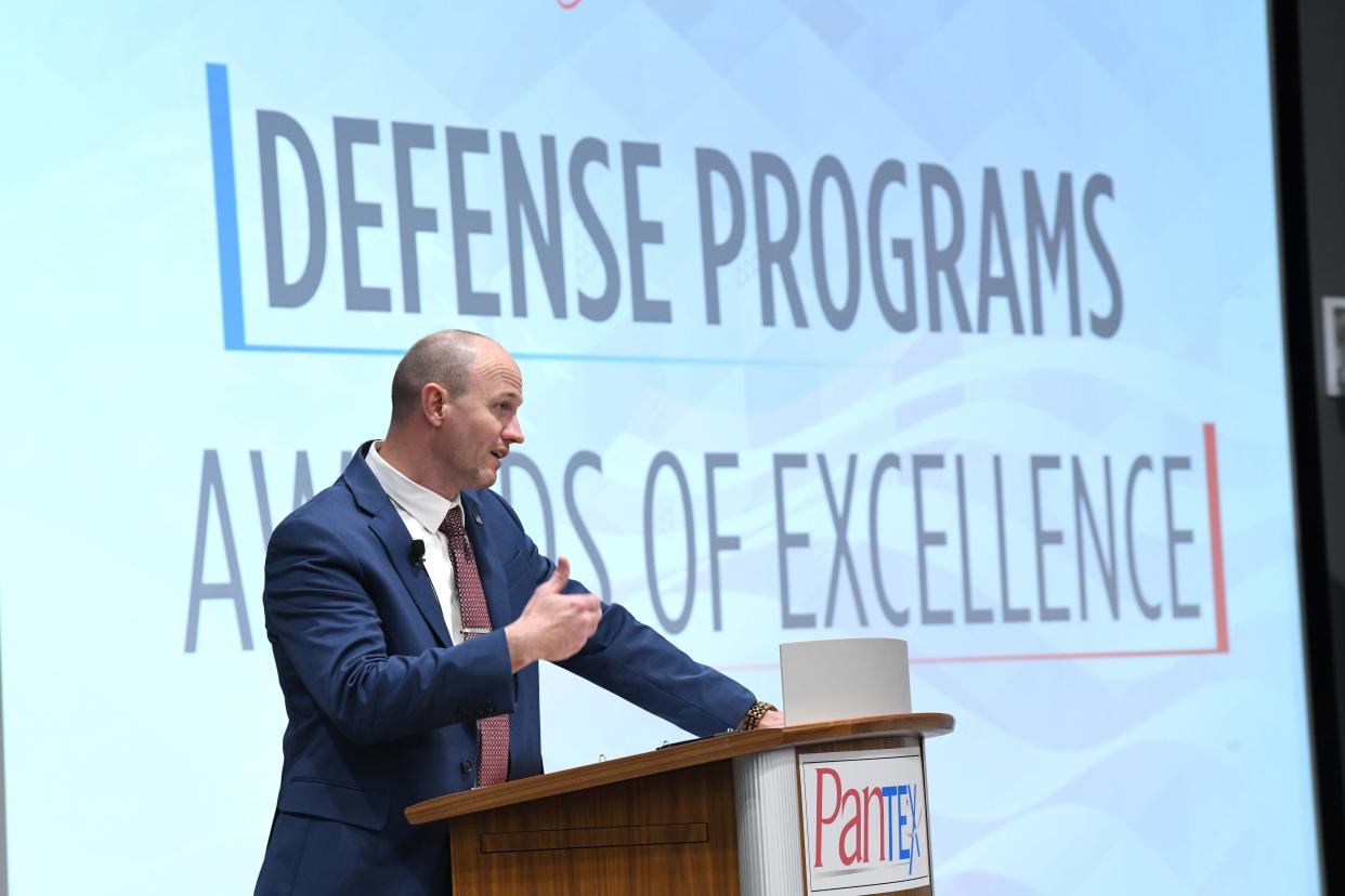 Pantex Site Manager Colby Yeary welcomed the honorees at the Defense Programs Awards of Excellence ceremony held at Pantex.