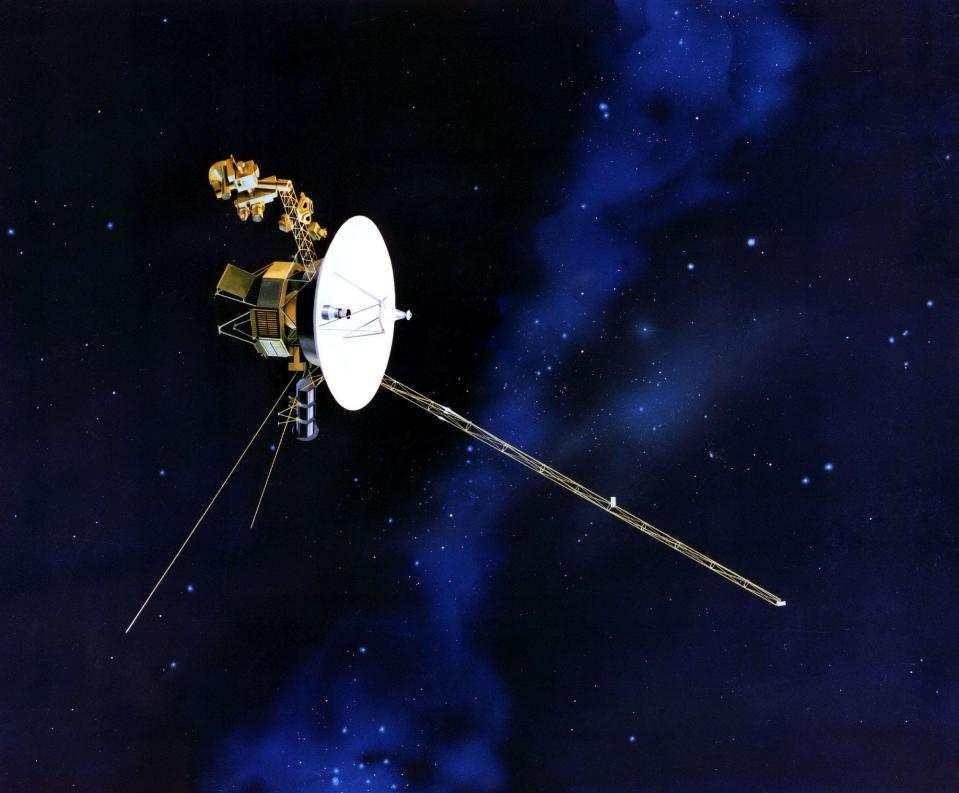 Eine Illustration eines der Voyager-Raumschiffe der Nasa, das durch den Weltraum driftet. - Copyright: NASA