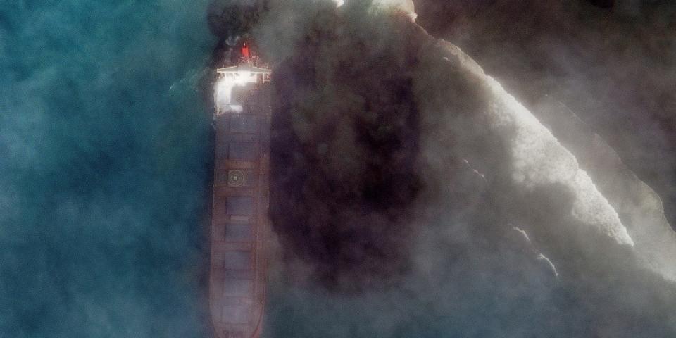 A satellite image shows the bulk carrier ship MV Wakashio and its oil spill after it ran aground off the southeast coast of Mauritius, August 7, 2020. Satellite image ?2020 Maxar Technologies/via REUTERS. ATTENTION EDITORS - THIS IMAGE HAS BEEN SUPPLIED BY A THIRD PARTY. MANDATORY CREDIT. NO RESALES. NO ARCHIVES. MUST NOT OBSCURE WATERMARK