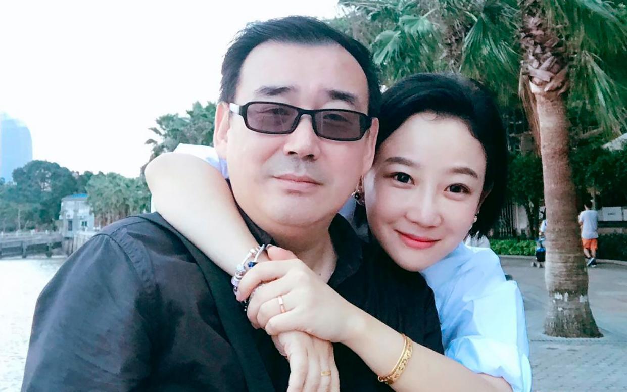 Yang Hengjun and his wife Yuan Xiaoliang