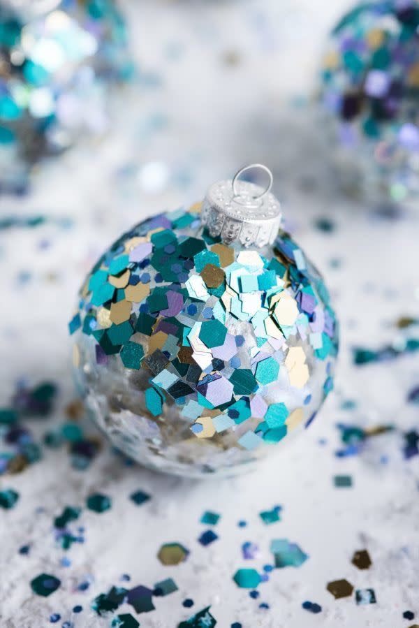 DIY Glitter Confetti Ornament