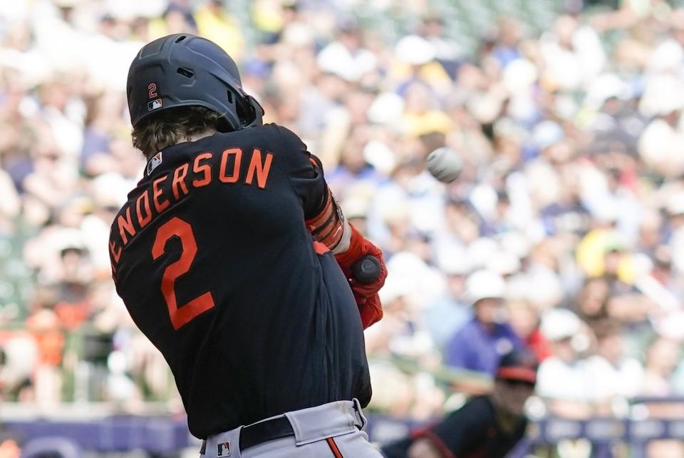 Baltimore Orioles' Gunnar Henderson hits a two-run home run during the eighth inning of a baseball game against the Milwaukee Brewers Thursday, June 8, 2023, in Milwaukee. (AP Photo/Morry Gash)