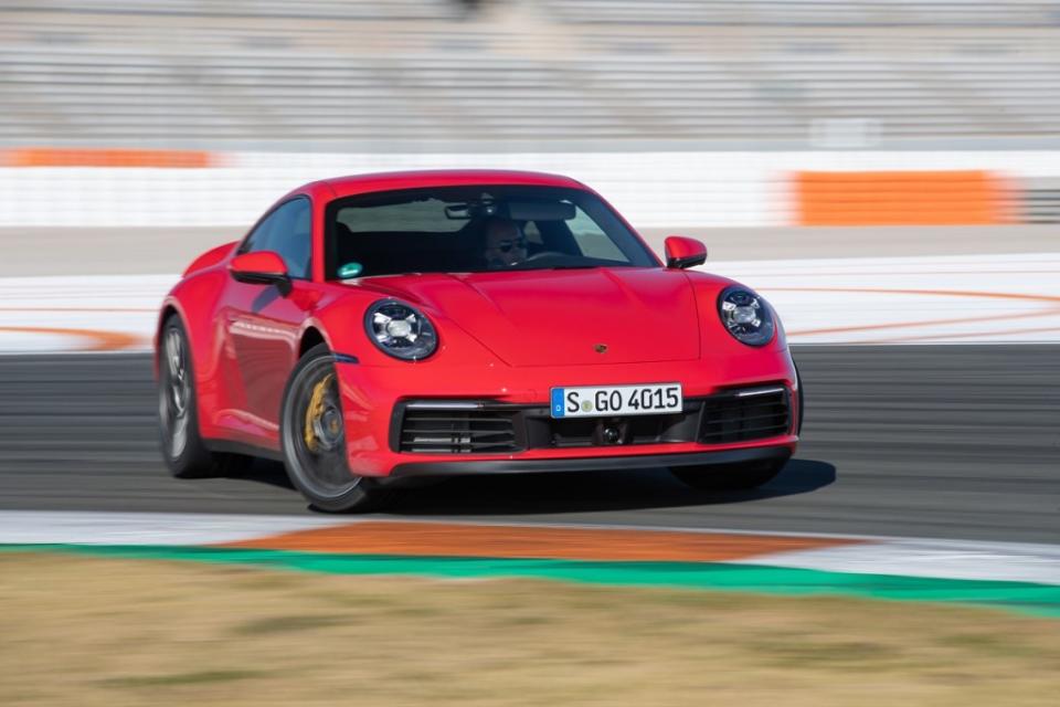 porsche-992-carrera-s-4s