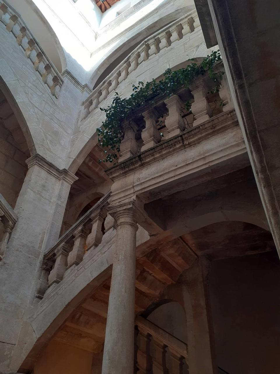Palacete de La Baume, ejemplo de arquitectura palaciega en Nîmes. Fotos cortesía/William Navarrete