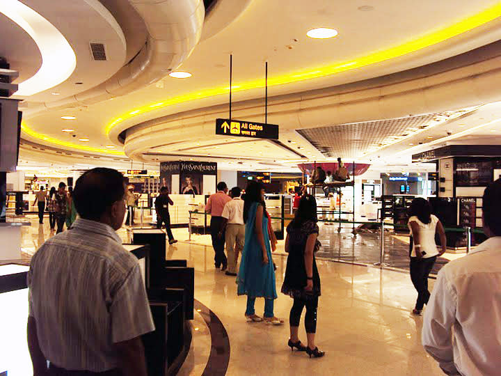 The highest number of air arrivals was recorded in the National Capital Region <b>18.2 million</b> with the domestic arrivals accounting for 12.7 million and foreign arrivals of 5.5 million. The Indira Gandhi International Airport has witnessed an increase in total arrivals by 6 percent over the January-June period from 2011-12, while it was 22 percent from 2010-11. (Photo: A Ranjan/Wikimedia Commons)