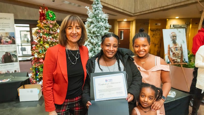 Samira Harnish stands with Zabel Ayele at the 2022 WOW Awards. (Photo provided by Women of the World)