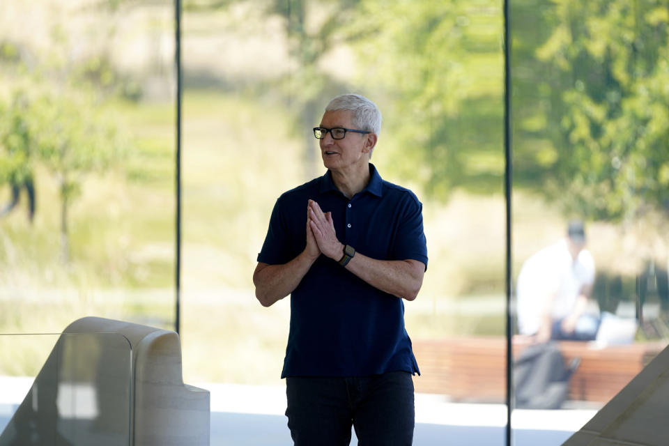 Tim Cook