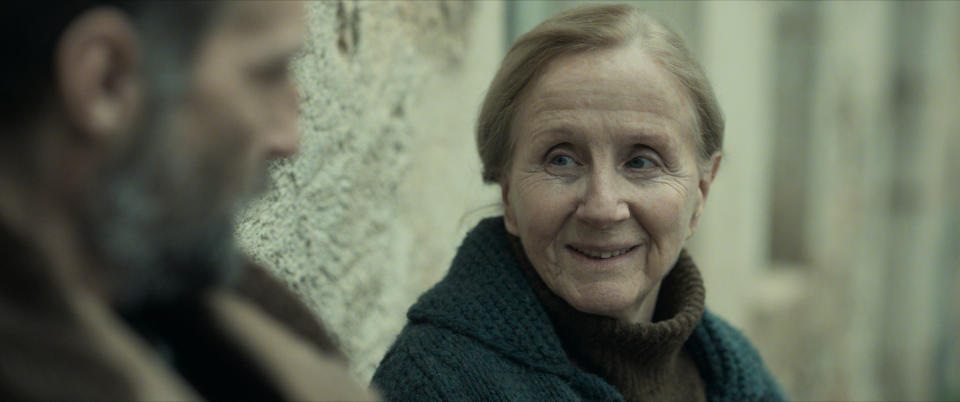 曾獲法國凱薩獎最佳女配角的海倫文森特，飾演主角奶奶。（圖／佳映）