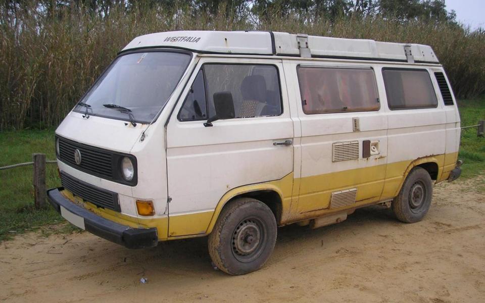 A photo issued by the Metropolitan Police of a VW T3 Westfalia campervan that has been linked to the suspect. - PA