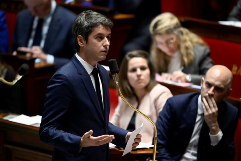 Gabriel Attal lors d'une séance de questions au gouvernement à l'Assemblée nationale, à Paris le 26 mars 2024 (JULIEN DE ROSA)