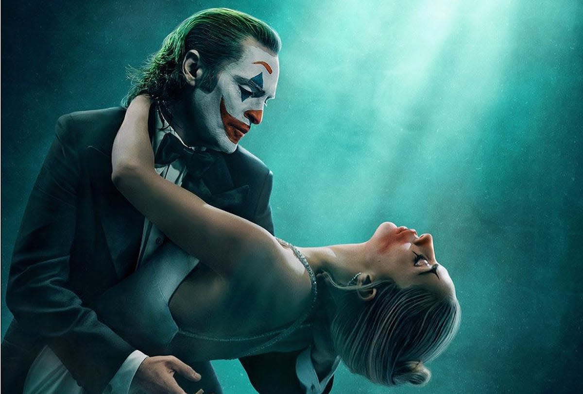 Joker dancing with Harley Quinn