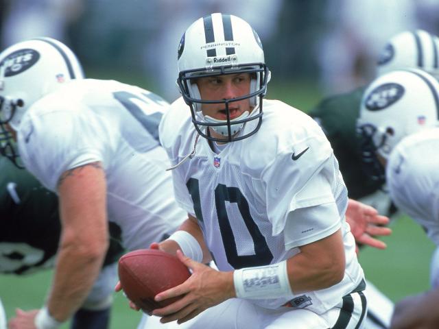 These 7 well-known current and former NFL QBs were drafted in the MLB. Can  you name them? - Article - Bardown