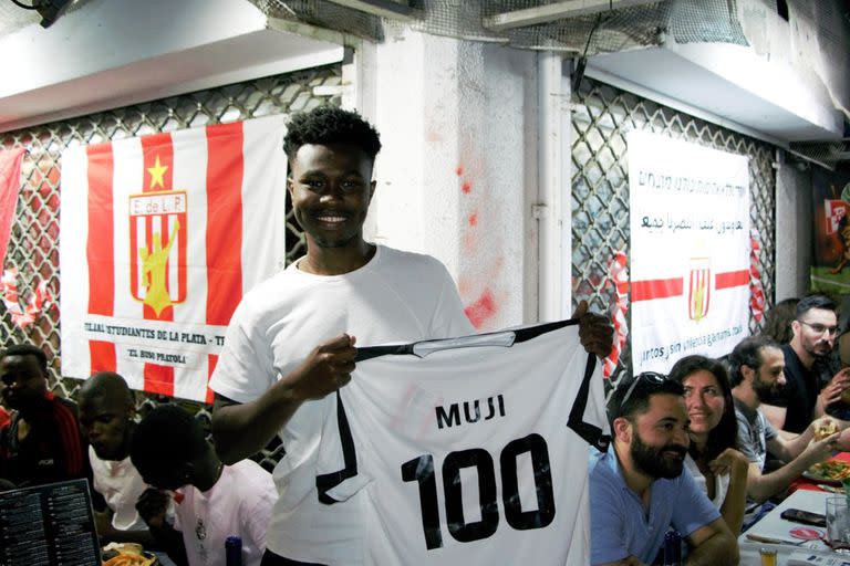 El sudanés Muhammad Mo Daoud lleva más de 100 partidos en el equipo.