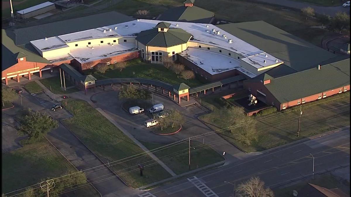 La Porte Elementary investigating suspected case of measles