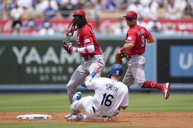 Reds beat Dodgers 9-0 on homers by De La Cruz and Votto, grab NL Central  lead over Brewers – KGET 17