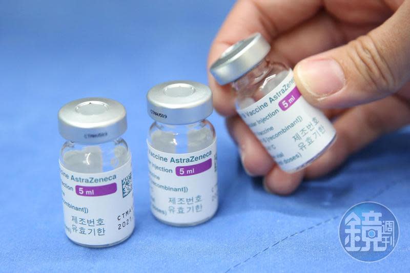 近日各地爆發疫苗分配爭議，北市府輕易撥千劑疫苗給診所引發特權濫用的質疑。（示意圖，本刊資料照）