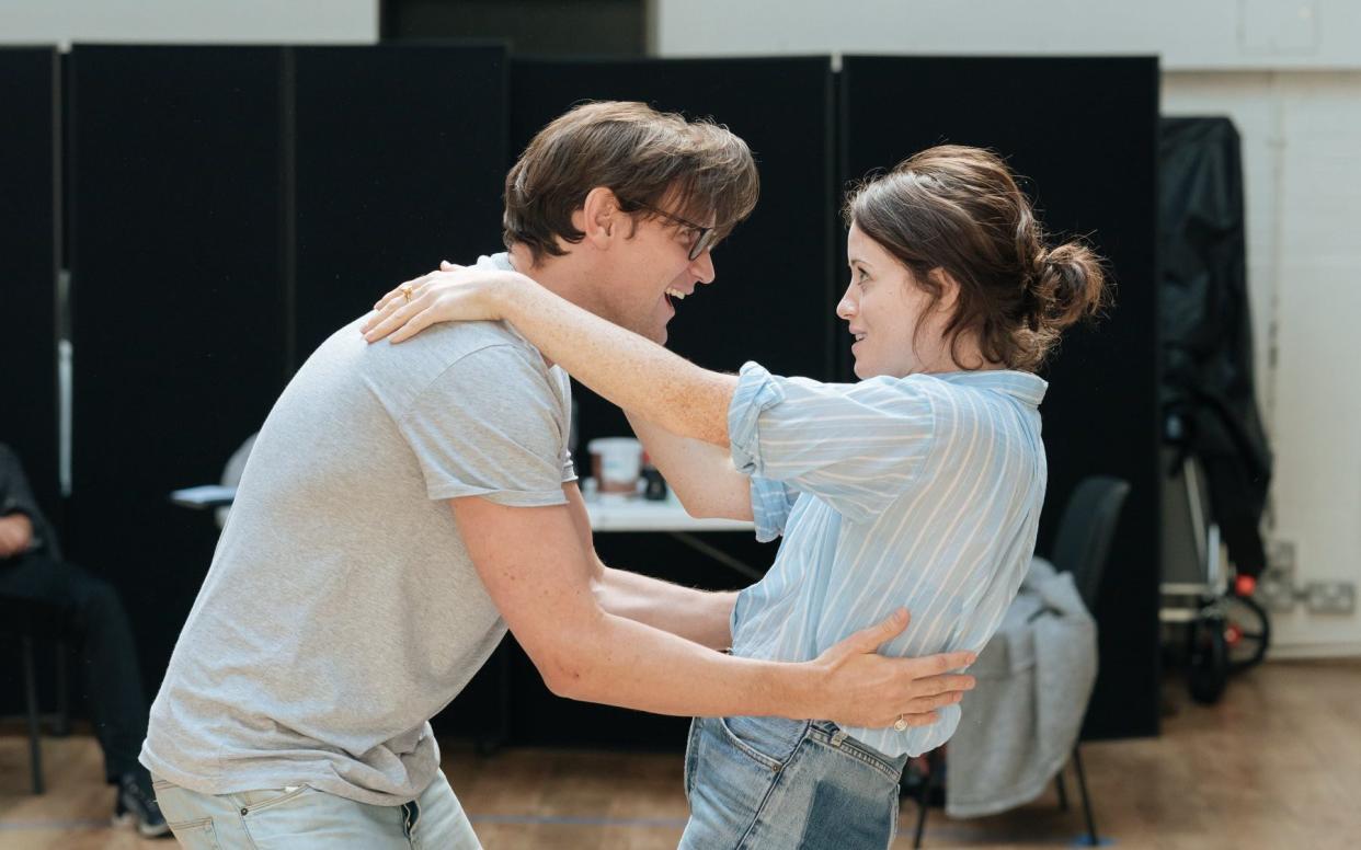 Claire Foy and Matt Smith in Lungs - Manuel Harlan