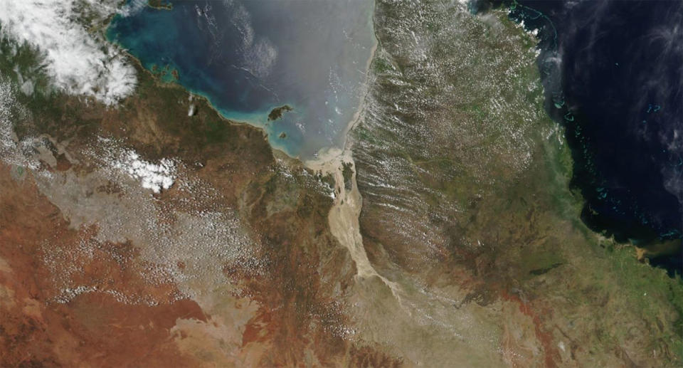 The river is clearly visible from satelite images. Source: Zoom Earth