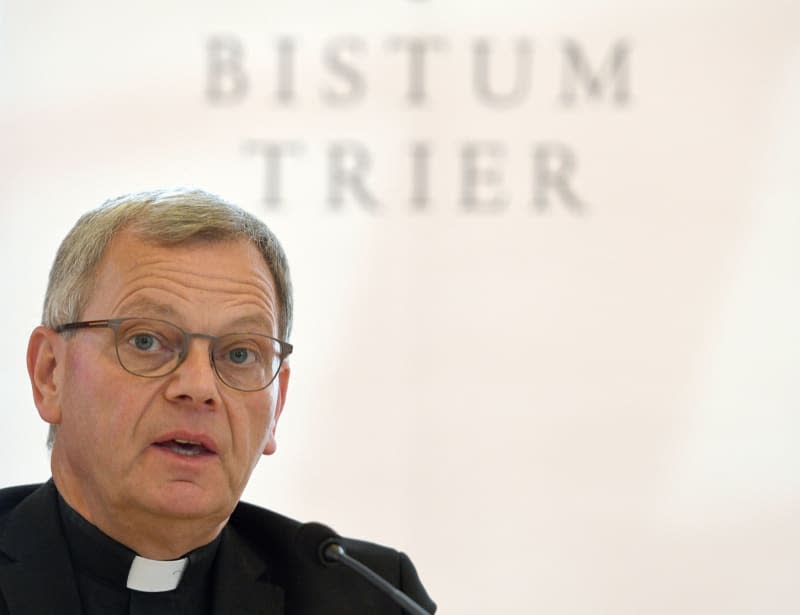 Vicar General of Trier, Ulrich von Plettenberg provides information in a press conference. Harald Tittel/dpa