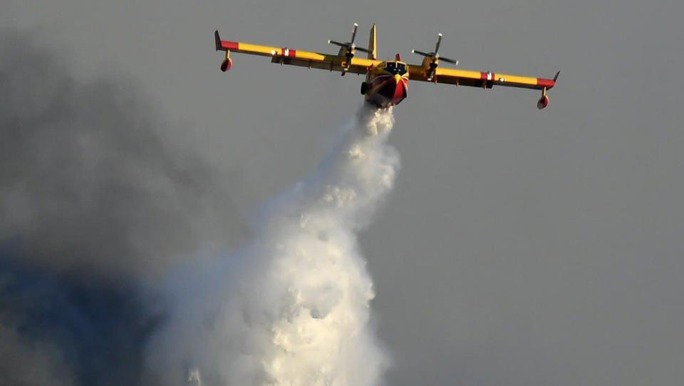 Un canadair (photo d'illustration). - BORIS HORVAT / AFP