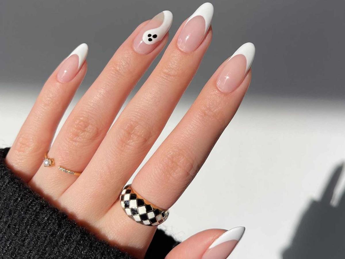 Burnt Orange Nails: The Chicest Halloween-Inspired Nail Trend