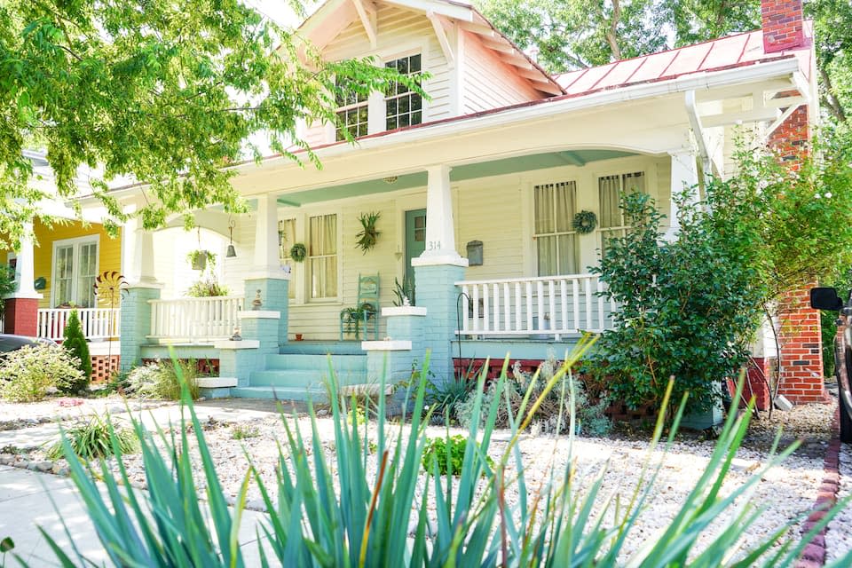 The charming 1930s bungalow is located in the Historic Riverside District, New Bern's first suburb.