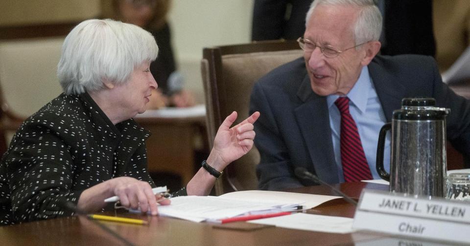 Federal Reserve Chair Janet Yellen (L) and Federal Reserve vice chair Stanley Fischer. (Andrew Harrer | Bloomberg | Getty Images)