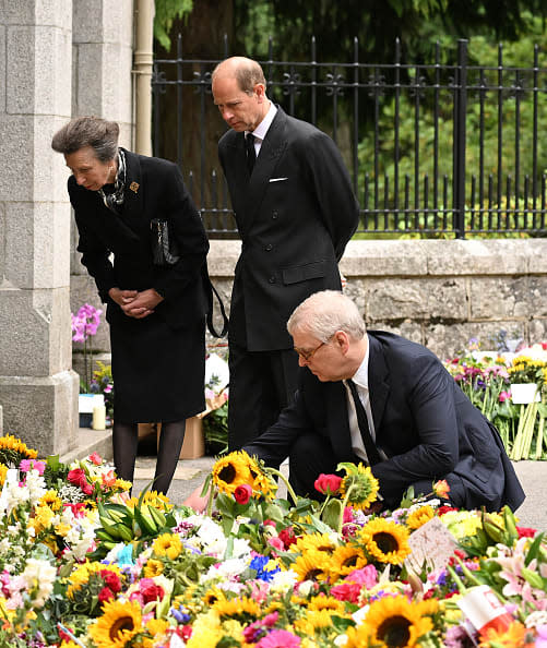 <div class="inline-image__caption"><p>Anne, Princess Royal, Prince Edward, Earl of Wessex and Prince Andrew, Duke of York look at flowers left outside the gates of Balmoral Castle on September 10, 2022 in Aberdeenshire, Scotland.</p></div> <div class="inline-image__credit">Karwai Tang/WireImage</div>