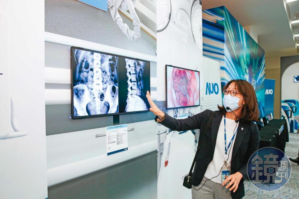 傳統的脊椎手術須藉由上百張X光影像導航前進、深入患部，而導航機器人可免除這樣的困擾。