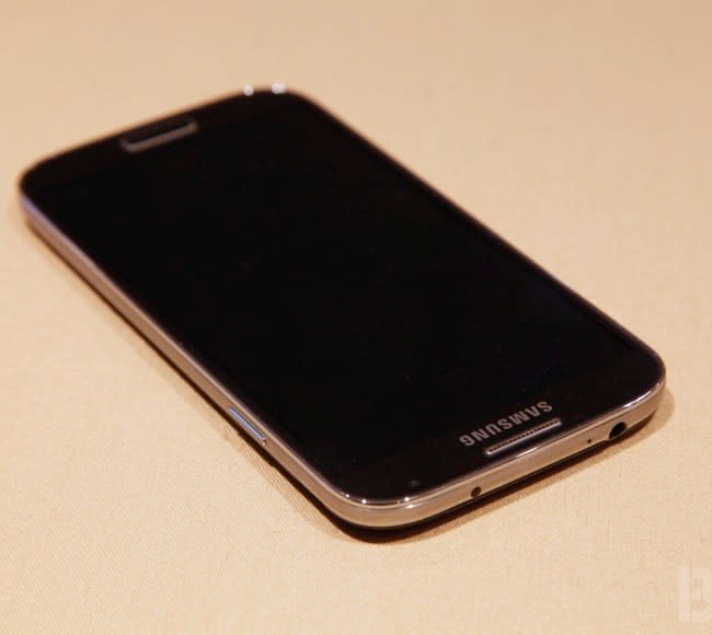 Galaxy S 4 Preview Plastic