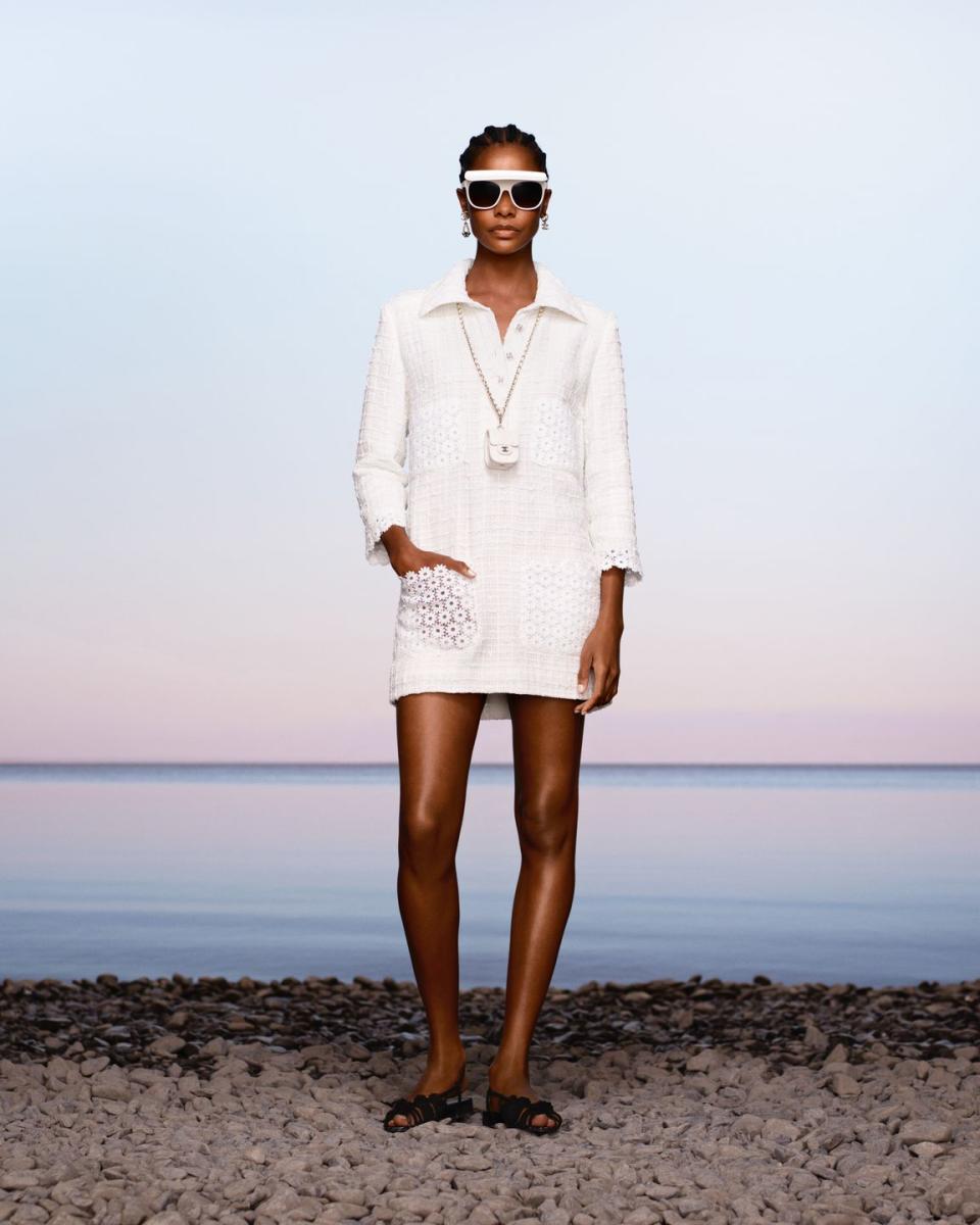 See Every Look From Chanel's Cruise 2021 Collection