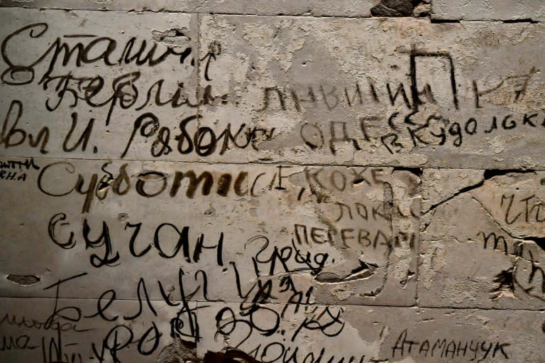 Hundreds of messages in Cyrillic, scribbled by Soviet soldiers as they battled Hitler's forces in wartorn Berlin, still adorn the walls of the German capital's iconic Reichstag parliament building