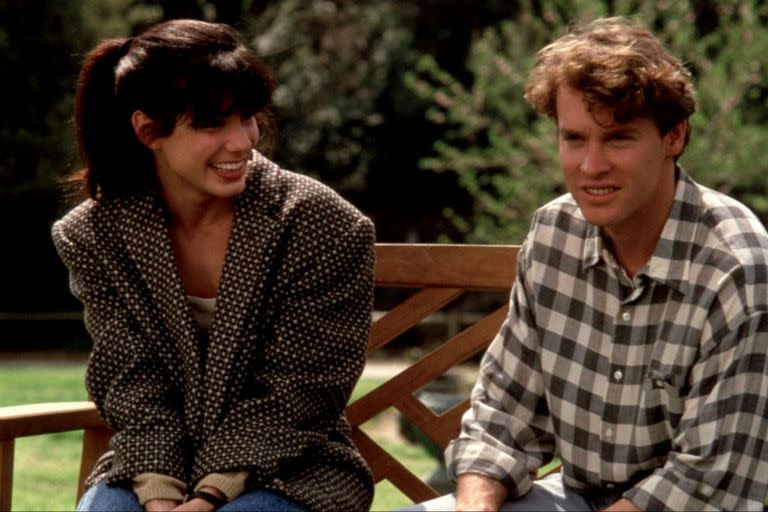 Sandra Bullock y Tate Donovan en el rodaje de Love Portion N. 9 y se comprometieron en 1992