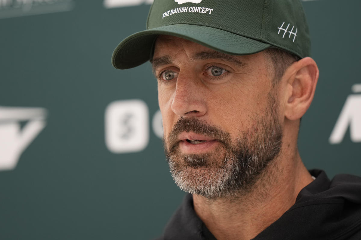 What does the firing of Robert Saleh mean for Aaron Rodgers and the Jets offense? Here’s what the team management said