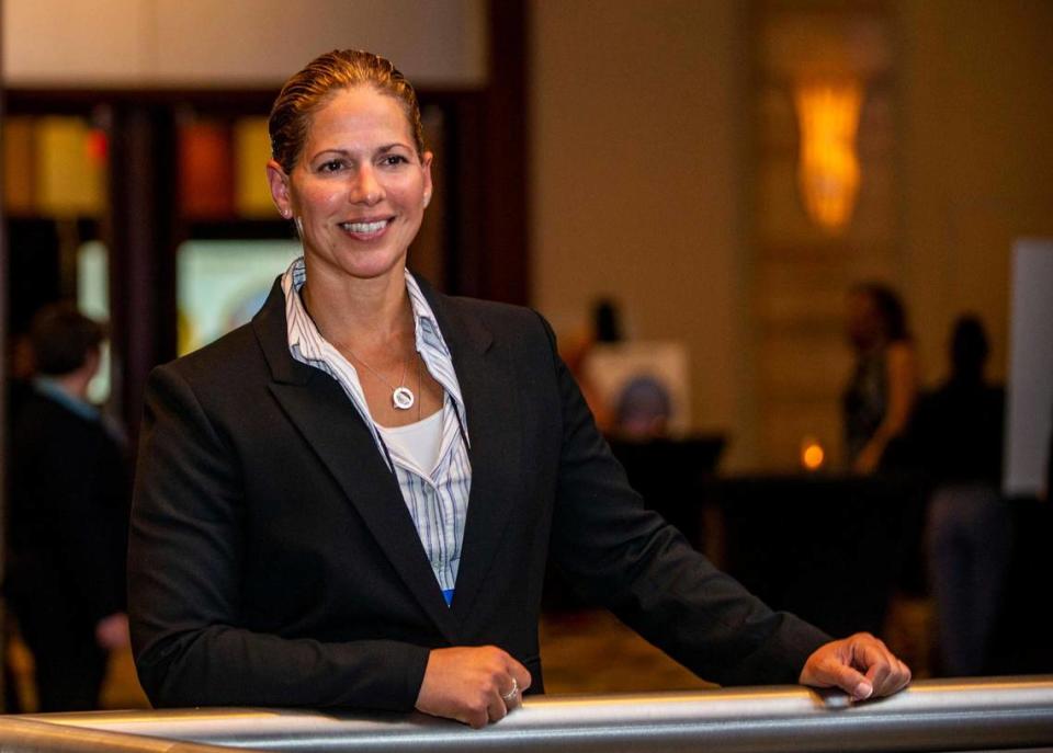 Sonia Quiñones, ex jefa de policía de la ciudad de Hallandale Beach (ya jubilada), asistió en abril a la convención anual de la Asociación Nacional de Mujeres Ejecutivas de la Ley en el Hotel Intercontinental de Miami.