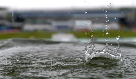 England v New Zealand - Investec Test Series Second Test - Headingley - 29/5/15 Start of play is delayed due to rain Action Images via Reuters / Philip Brown