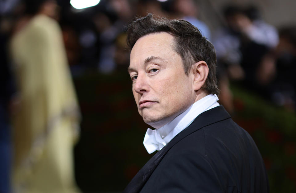 Tesla-Chef Elon Musk bei der Met Gala in New York City. (Bild: Dimitrios Kambouris/Getty Images for The Met Museum/Vogue)