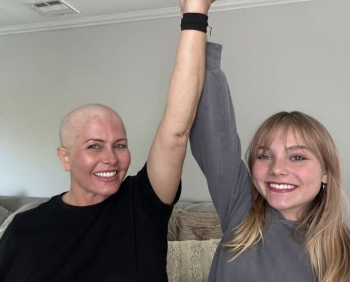 Nicole Eggert Shaves Head