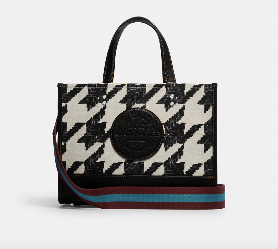 Dempsey Carryall with Houndstooth Print and Patch (photo via Coach Outlet)