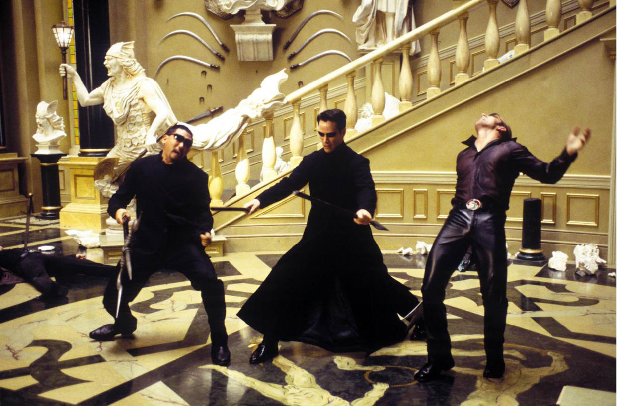 THE MATRIX RELOADED (2003) THE MATRIX 2 (ALT) KEANU REEVES MTX2 002-010