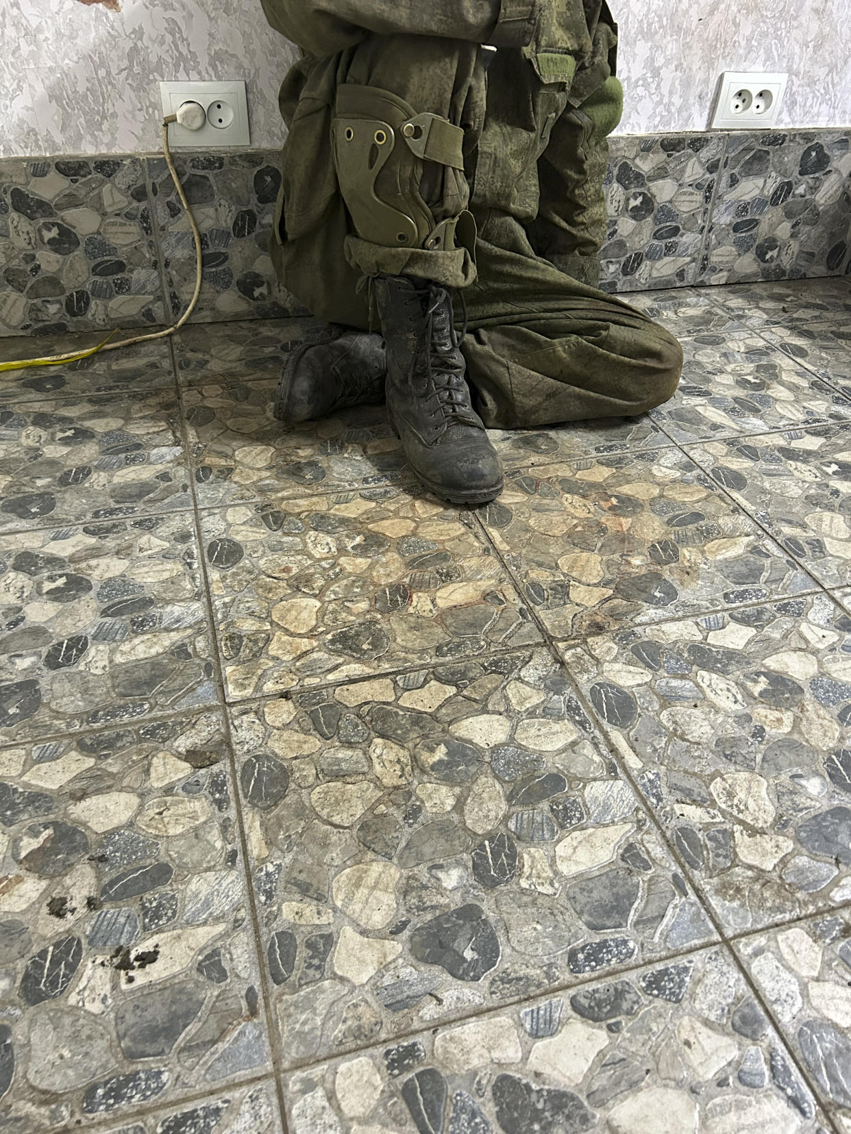 Fotografía sin fecha de un soldado ruso capturado conocido por el distintivo de llamada Merk, durante una entrevista en una prisión en Kramatorsk, Ucrania. (Thomas Gibbons-Neff/The New York Times)