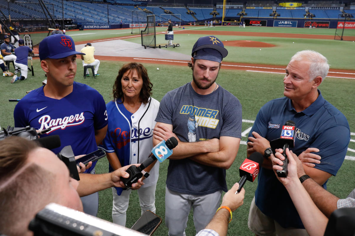 Watch: Brothers Nathaniel, Josh Lowe share special moment before  Rangers-Rays matchup