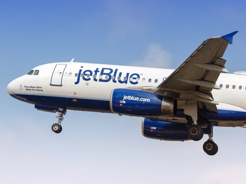 JetBlue A320 aircraft.