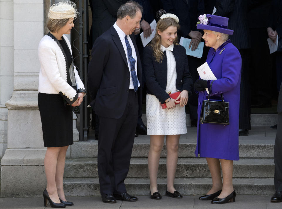 LONDON, ENGLAND - APRIL 07: Britain's Queen Elizabeth II speaks to (L-R) Serena Armstrong-Jones, David Armstrong-Jones and Margarita Armstrong-Jones as they leave a Service of Thanksgiving for the life and work of Lord Snowdon at Westminster Abbey on April 7, 2017 in London, United Kingdom.  (Photo by Justin Tallis - WPA Pool /Getty Images)