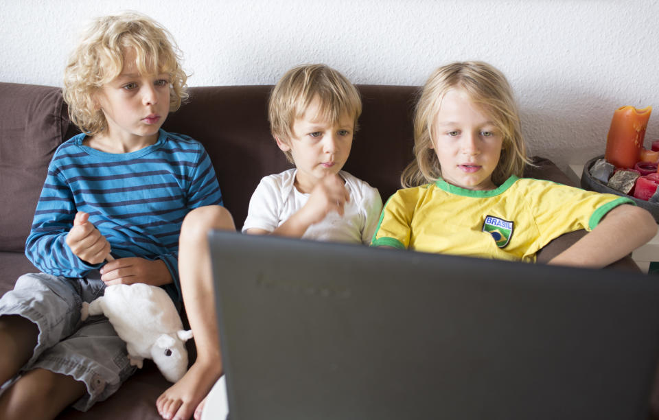 Las nuevas generaciones desconocen cuán difícil era acceder a contenido hace años.(Getty Images).