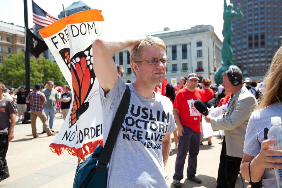 Bryan Hambley joins other anti-Trump demonstrators in Cleveland on Monday, July 18, 2016. (Photo: Khue Bui for Yahoo News)