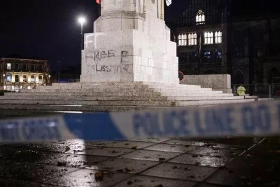 Police are investigating following two incidents at the cenotaph. (Reach)