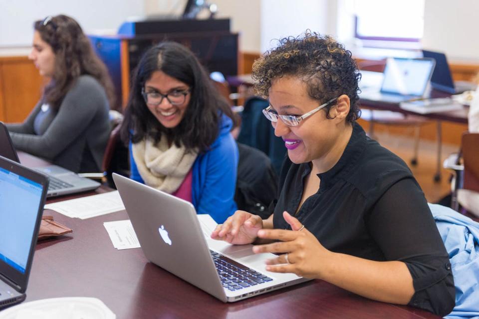 Students create and edit Wikipedia articles on underrepresented women artists at an edit-a-thon at Queens College in New York City. <a href="https://commons.wikimedia.org/wiki/File:WikiWomen%27s_Edit-a-thon_at_Queens_College_01.jpg" rel="nofollow noopener" target="_blank" data-ylk="slk:Wikimedia Commons;elm:context_link;itc:0;sec:content-canvas" class="link ">Wikimedia Commons</a>, <a href="http://creativecommons.org/licenses/by-sa/4.0/" rel="nofollow noopener" target="_blank" data-ylk="slk:CC BY-SA;elm:context_link;itc:0;sec:content-canvas" class="link ">CC BY-SA</a>