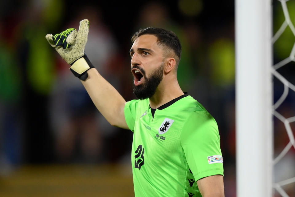 West Ham strengthen defence as Liverpool move for new goalkeeper – latest transfer news