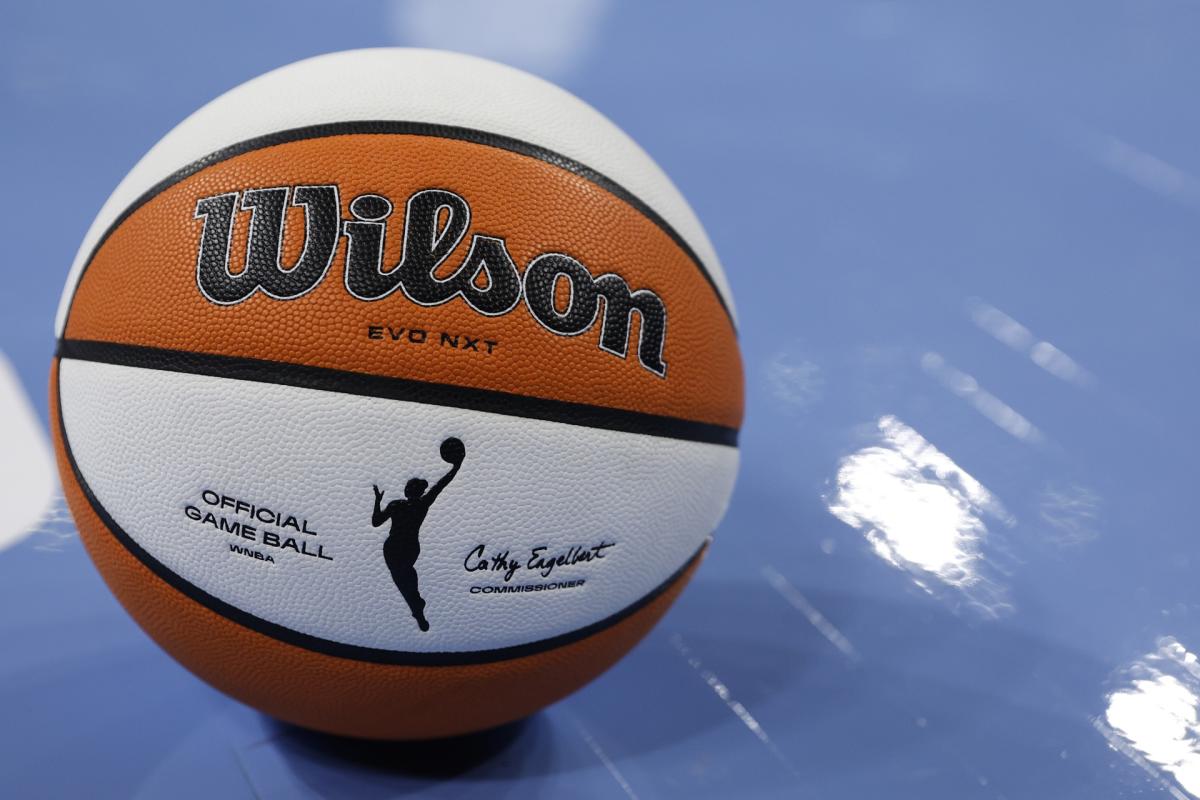 “WNBA 2023: Las Vegas Aces and New York Liberty Lead the Way in Rising Women’s Basketball Business”